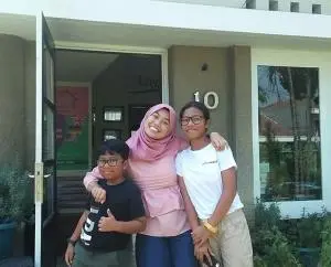 paul angeline bahasa jerman small