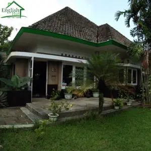 Profil Ruang Kelas English Hut