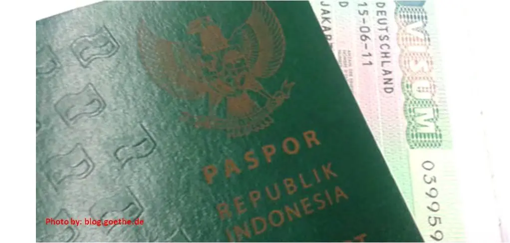 7. Melamar Visa