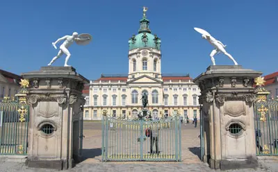 10 Tempat Wisata Menarik di Berlin Part 1